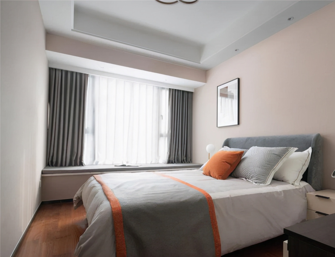 92平高级会渐入其中,让人随时随地都可以触碰到优雅的温度