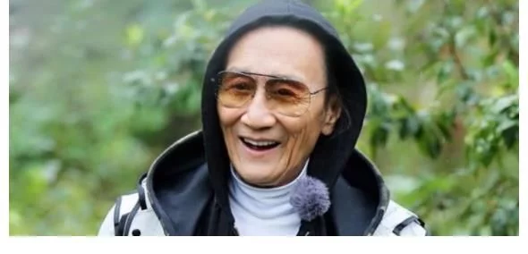 谢霆锋|谢霆锋深夜现身张柏芝家中,被曝已复婚?网友:三胎名字有内涵!