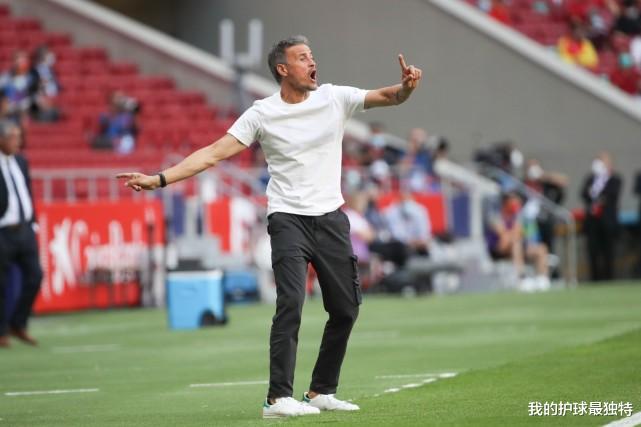 西班牙队|91分钟错失绝杀！世界第6闷平0-0，苦等9年不胜C罗，恩里克无语