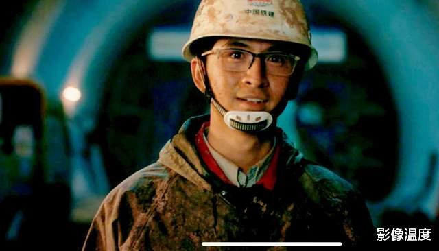 张云龙|《理想照耀中国》太大胆:竟然用被全网骂惨的演员!但观众却看哭了!