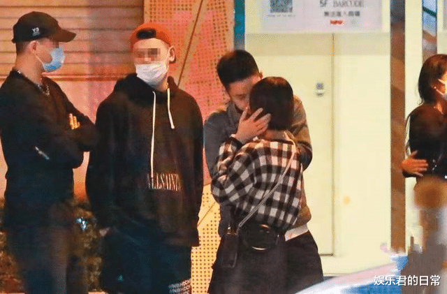 豪门明星|32岁女星恋情曝光，与富豪男友当街亲吻搂抱，曾自嘲是桃花绝缘体