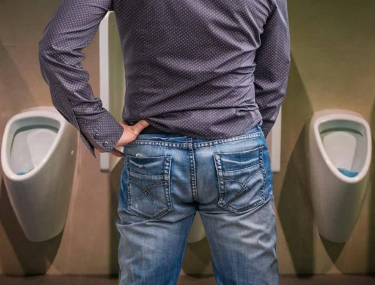 尿酸|男生“尿尿”出现3种迹象，尿酸或已“悄然升高”，占其一，早做检查