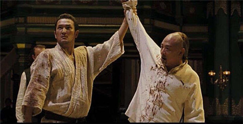 霍元甲|霍元甲墓被发掘，法医鉴定遗骸后，证实了79年前的可怕传说