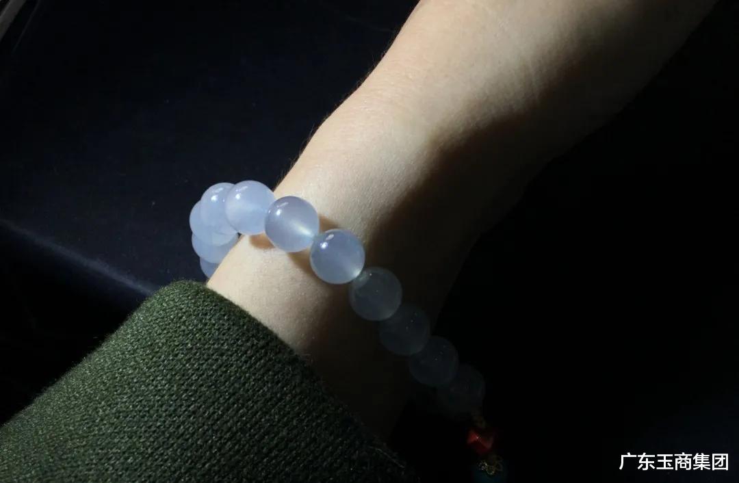 翡翠手串|翡翠手串 | 夏日妙物，清凉又好玩
