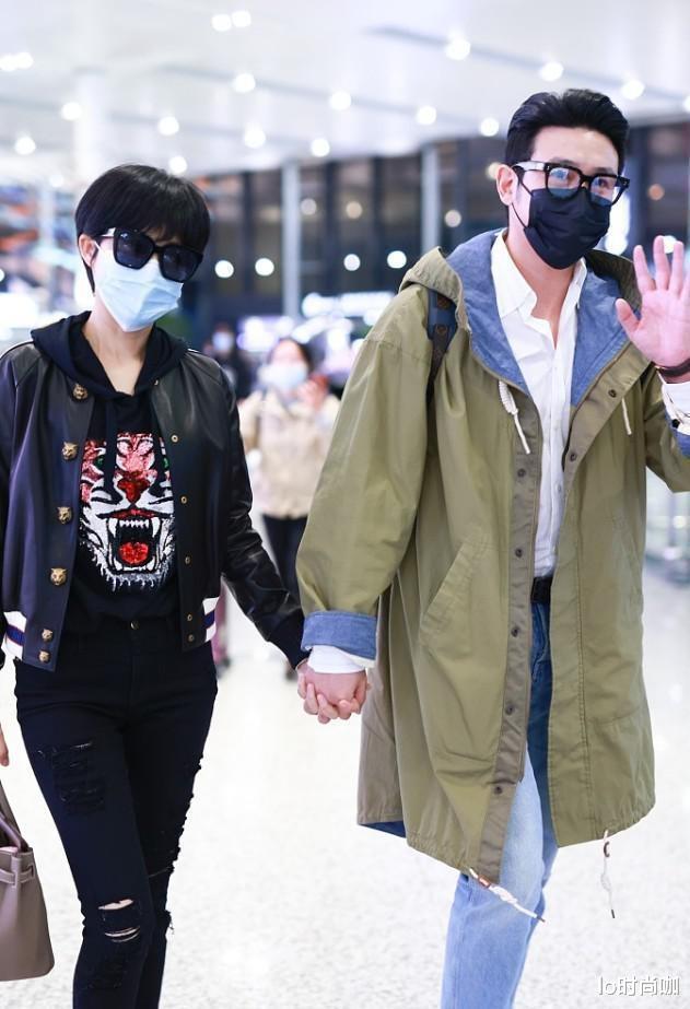 lo时尚咖|陆毅和妻子同框看起来真甜蜜,穿牛仔外套配衬衫意外的帅,真有型