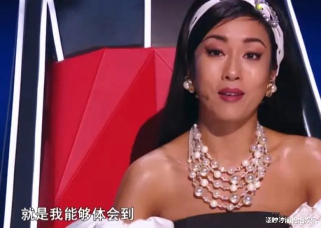 吉克隽逸|吉克隽逸挺适合当导师的，她对王靖雯的点评，让人觉得情商很高