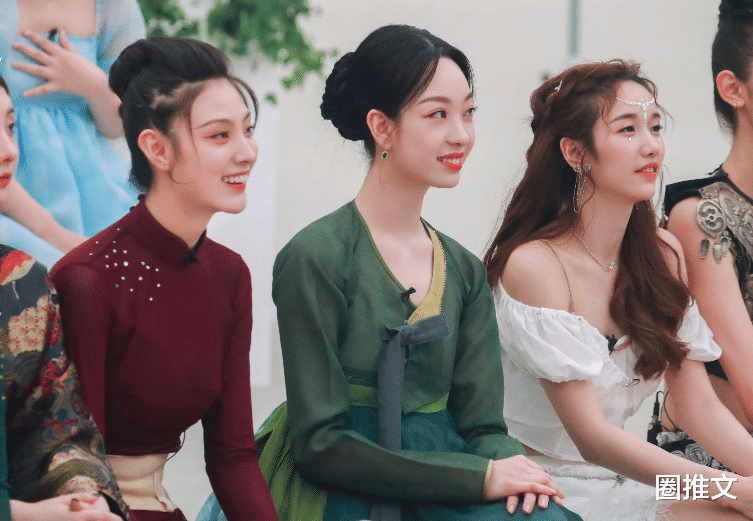 国民老公|国民老公前任豆得儿《舞蹈生》首秀，网友：像奥特曼变身