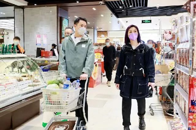 美丽|杨千嬅正式定居上海，放弃生活了20年的香港大本营，背后大有原因