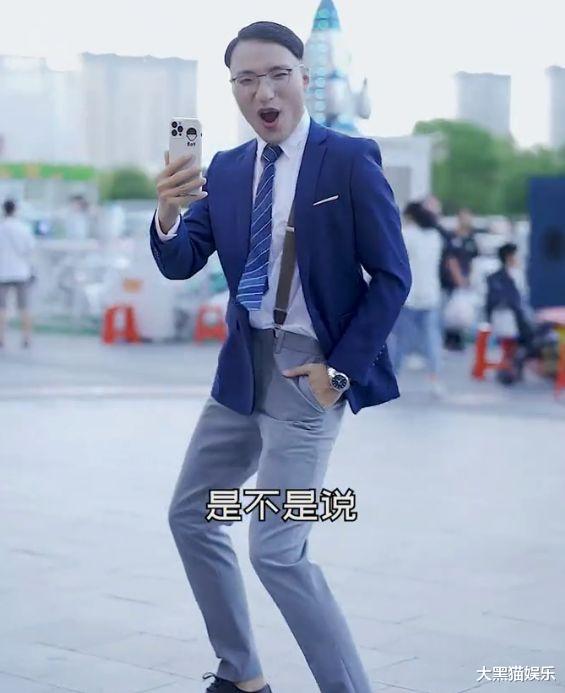 央视|8位被央视点名的网红：4位月入百万遭封杀，辛巴捐1.5亿洗白