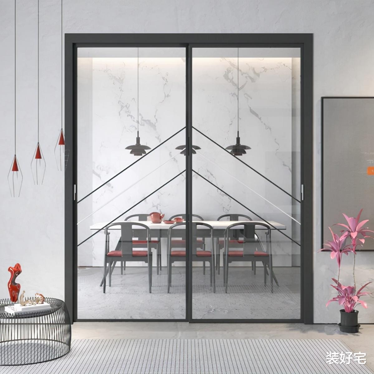 厨房的玻璃推拉门,已经过时了,聪明人都这样做,你还不知道吗?