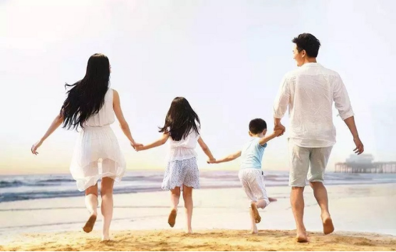 糖果的妈妈|首批“随母姓”的孩子已成年,容易遭遇3重尴尬,你后悔了吗?