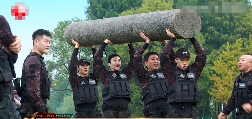 金星|消失的金星、暮气沉沉的中老年男人图鉴，这还能追得动光吗？