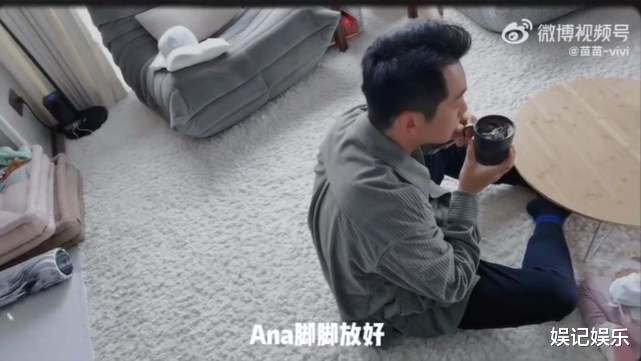 雪中悍刀行|苗苗晒一家三口日常,郑恺给女儿梳头超温馨,小公主英文名曝光