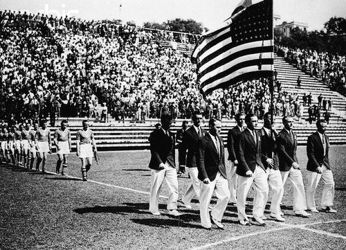 意大利队|拿命在踢球！不夺冠军所有球员都要处死，只能靠对手一路放水