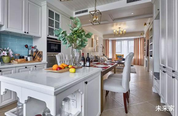 |条件允许,餐厅里一定要安装岛台,做饭方便很实用!