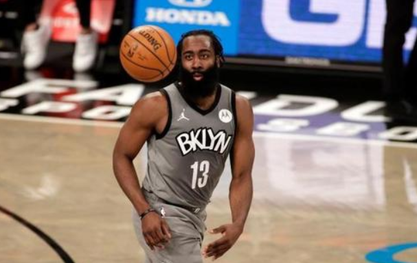 楊鳴|庫里從第五躥升到第二，得分王陷入白熱化，哈登的助攻王也要沒了