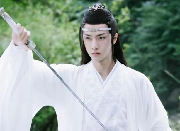 王一博|《无名》于冬和梁朝伟点评王一博，只字不提演技，却字字珠玑