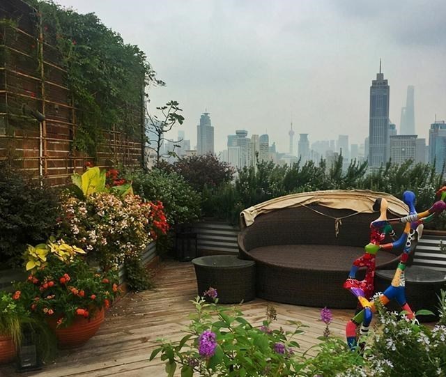 大门|参观金星在上海的豪宅，全屋采用西式装修，努力把生活过得像名媛