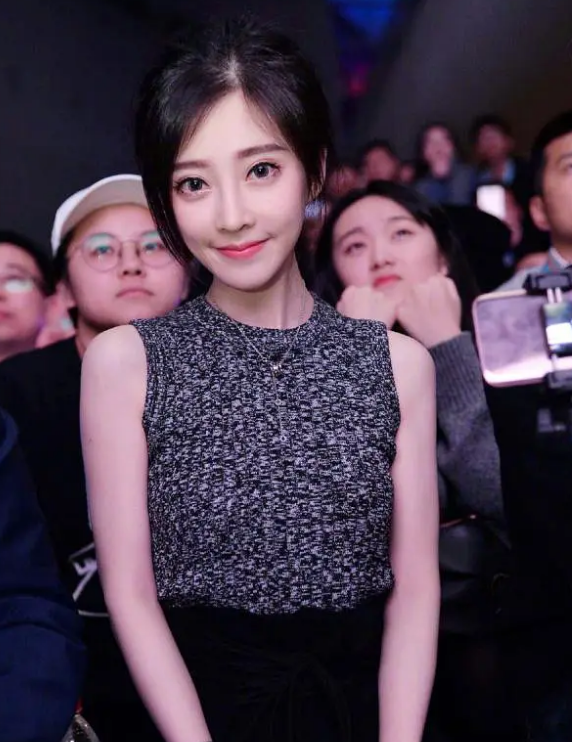 张艺兴|没想到吧！这5位女明星身高虽不超160，却一个比一个红