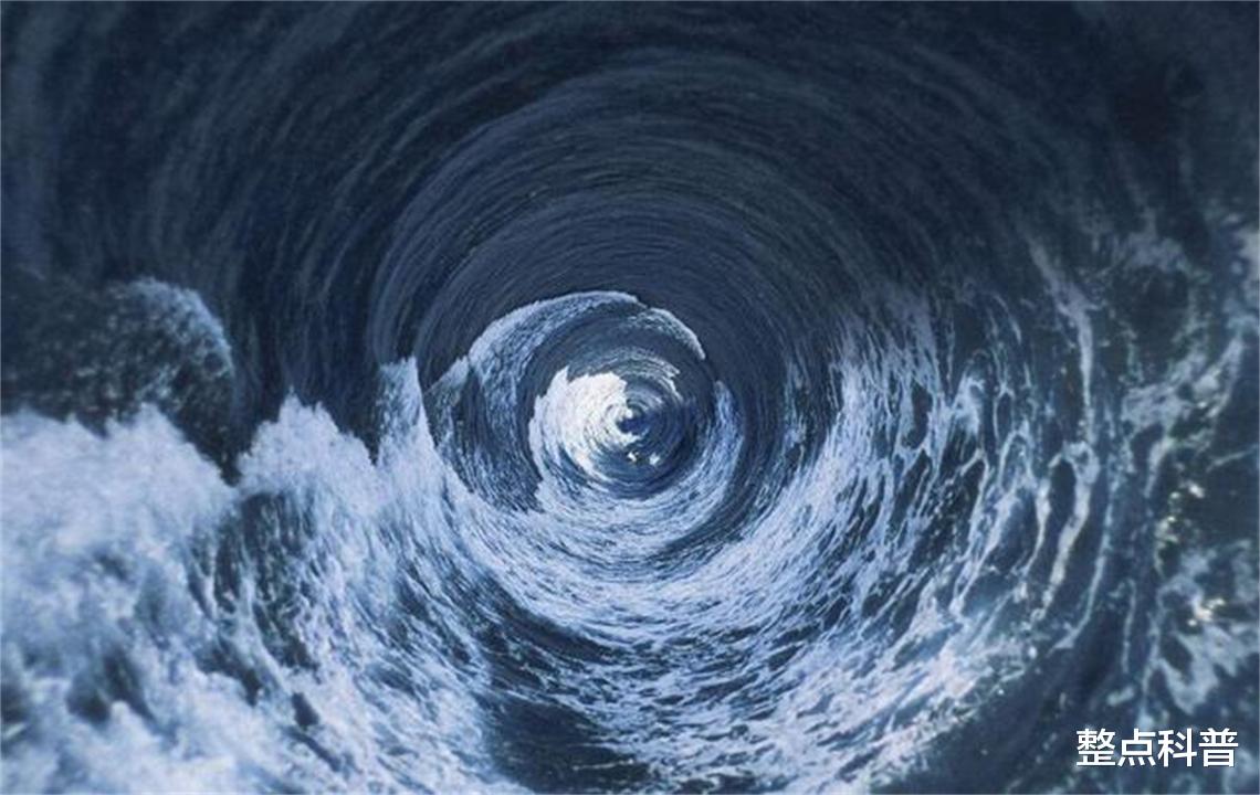 每年30亿吨!马里亚纳海沟时刻在疯狂吸水,为何海平面不降反升?