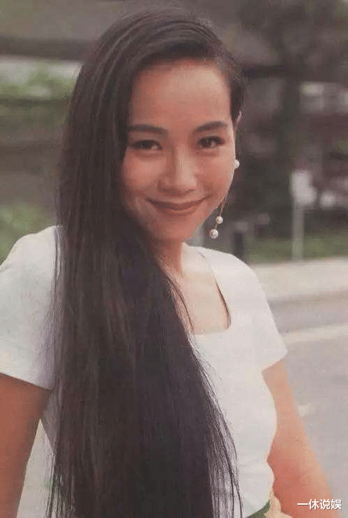 叶童|“许仙”叶童经历了什么？丈夫三番两次出轨，她却装傻置之不理