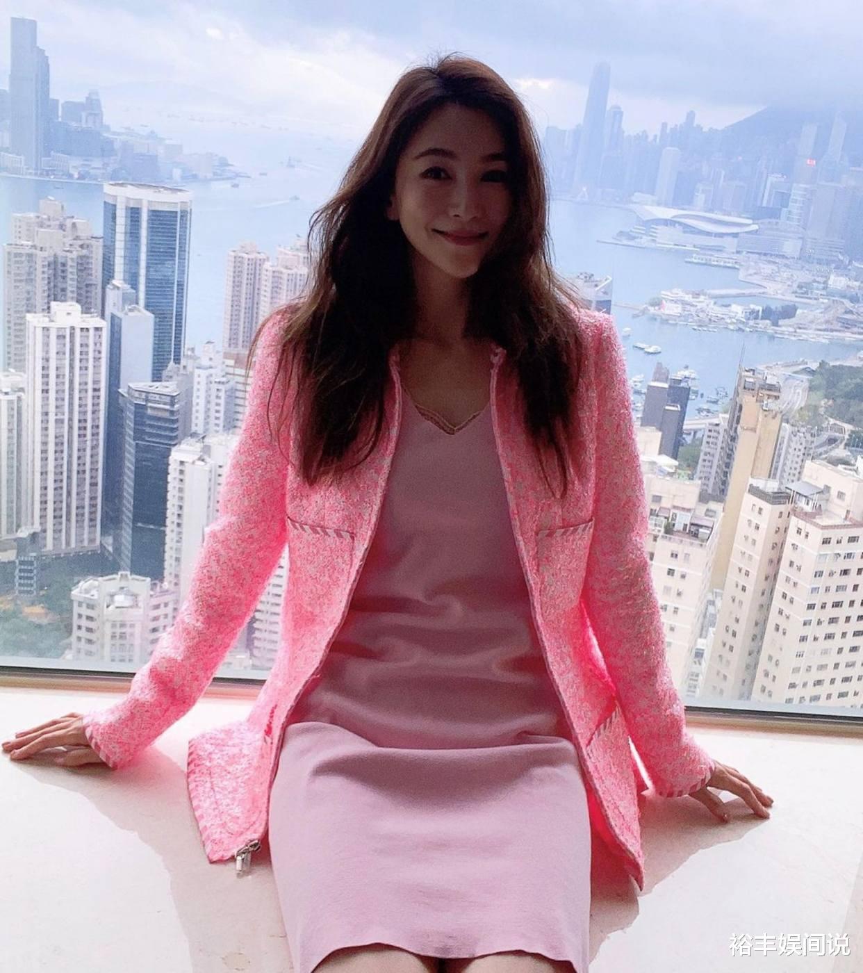 何超琼|香港顶级富婆“大聚会”！何超琼稳居C位，郭晶晶穿“旧衣”出镜