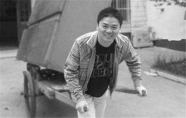 無名可取 京东001号员工张奇：跟着刘强东白手起家，18年后得到什么了？