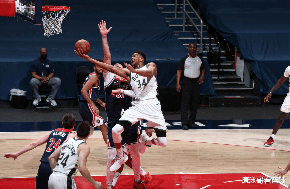雄鹿队|险造大爆冷！威少轰42+12+10创纪录，雄鹿8人上双字母哥33+11+11