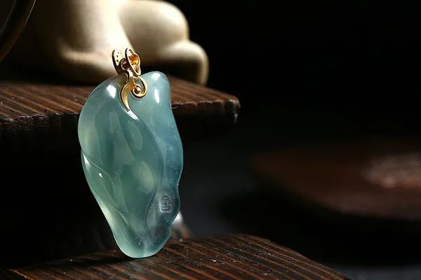 翡翠|一直被低估的「芙蓉种翡翠」，真香！