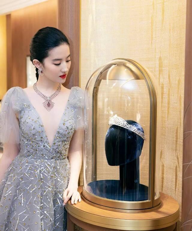 白说数码|刘亦菲高清壁纸图集