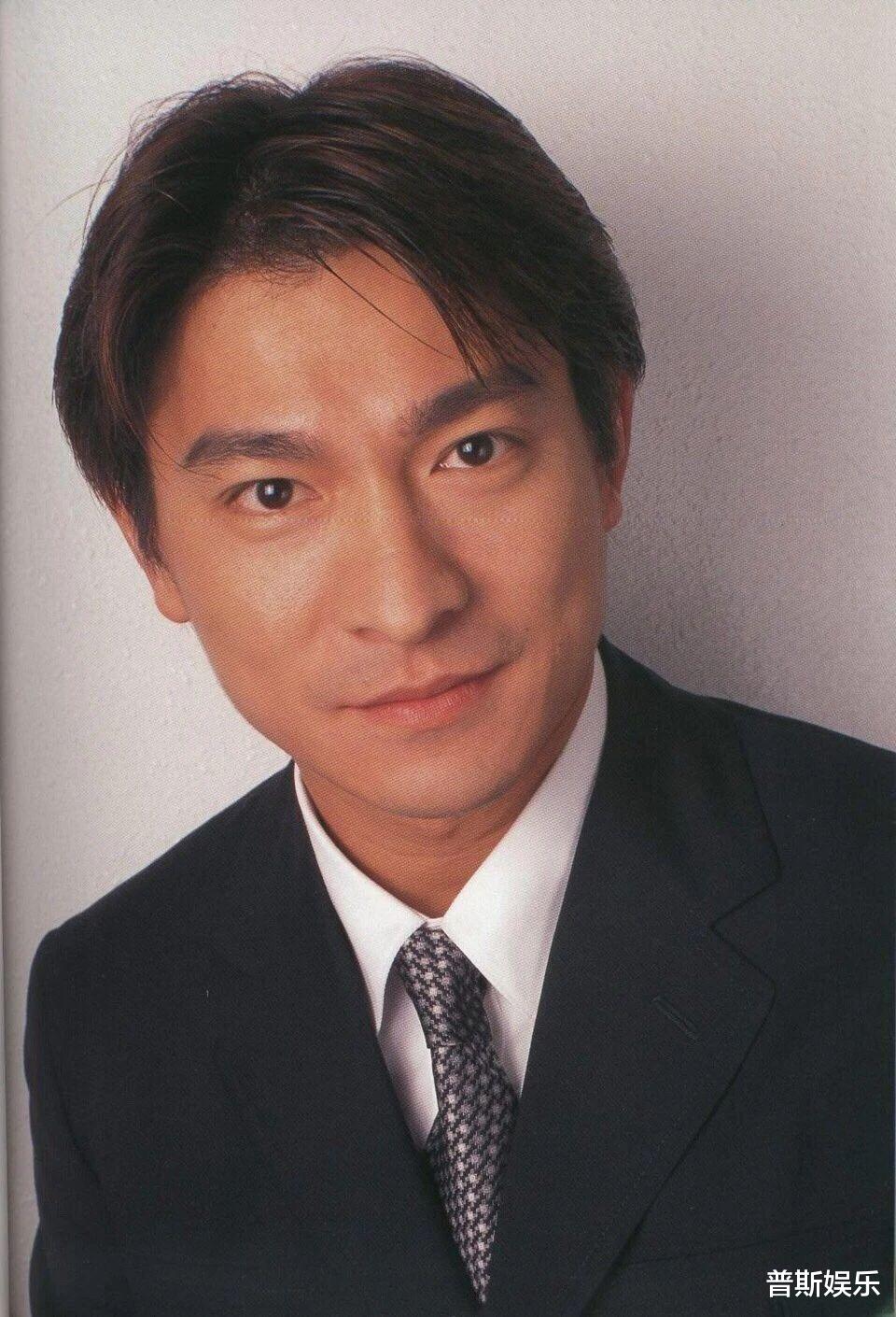 成奎安|?“双标”的刘德华：任由大姐穷困潦倒，却助幼弟开公司成富豪