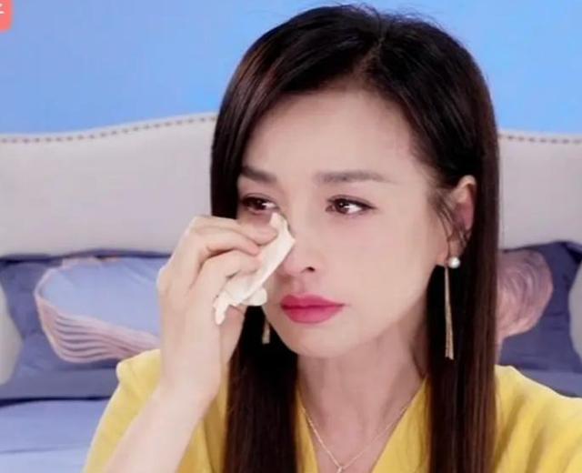 张庭|袁隆平逝世，张庭照常直播遭被骂，发飙怒吼：每个人都不容易