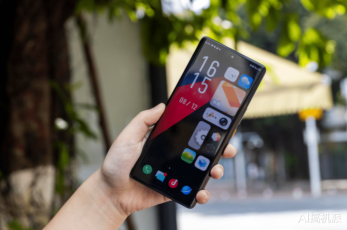 三星|IQOO 9参数全曝光,E5屏幕+120W快充+GN 5主摄,确实够高配!