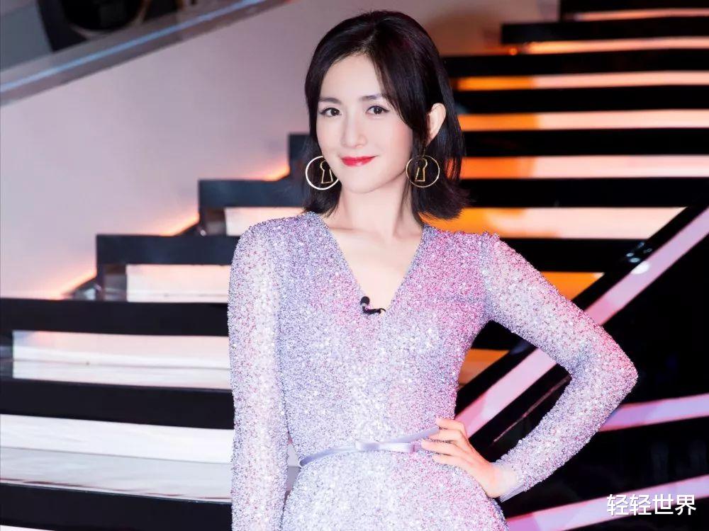 谢娜|定了！谢娜正式担任央视主持，明星纷纷恭喜，谢娜现身高兴藏不住