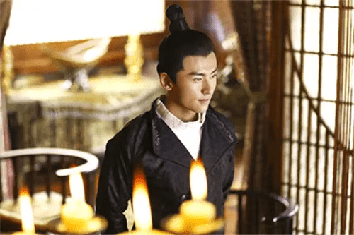 张哲瀚|刚被爆出新剧10月开拍，人却已经“凉”了，仅仅红了不到6个月！