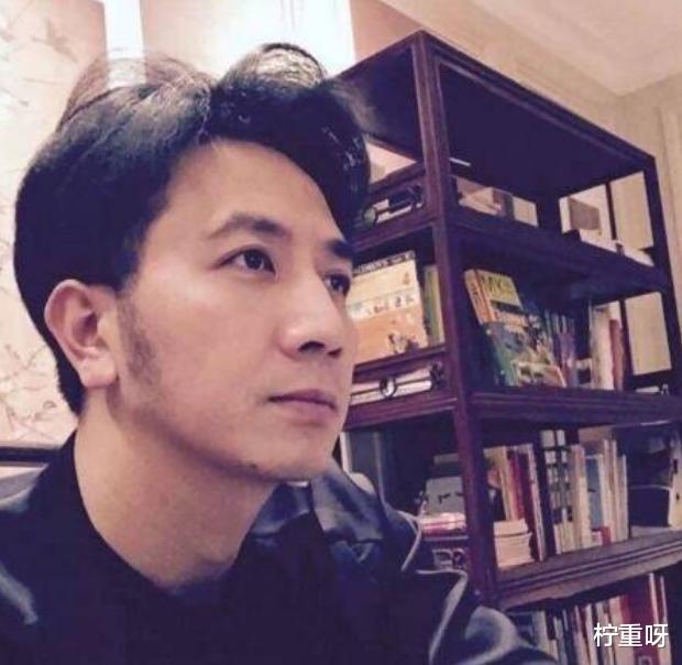 柠重呀|林生斌曾错过小贞多个电话,开机后首先打给母亲,真是匪夷所思