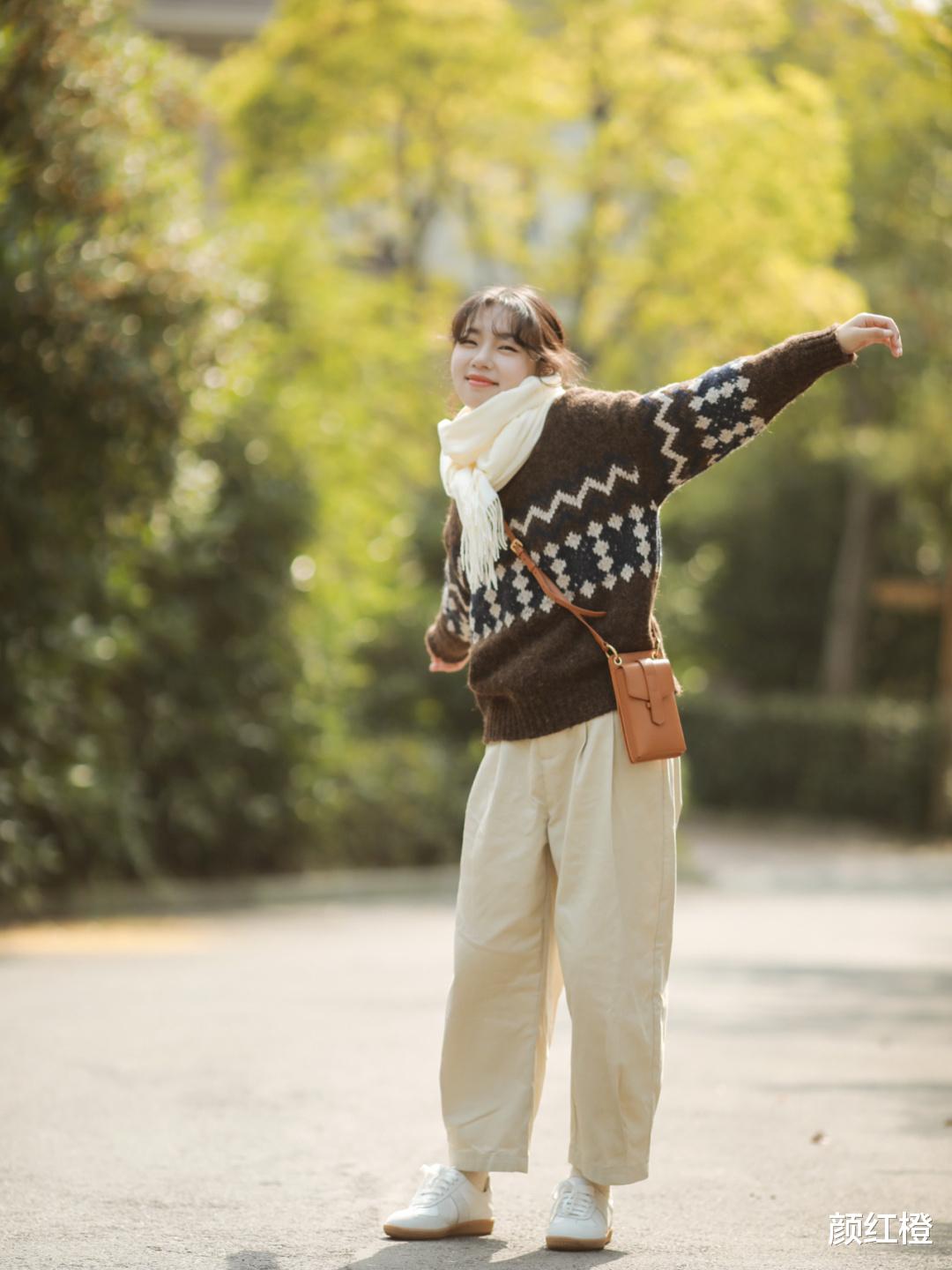 颜红橙 小个子女生秋冬不要愁,这些单品显高显瘦又温柔,咋穿都洋气