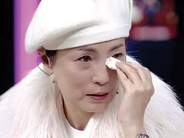 苑琼丹|她被称“娱乐圈第一丑女”，追求者却多到烦心：她的真实样貌骗了大家这么多年