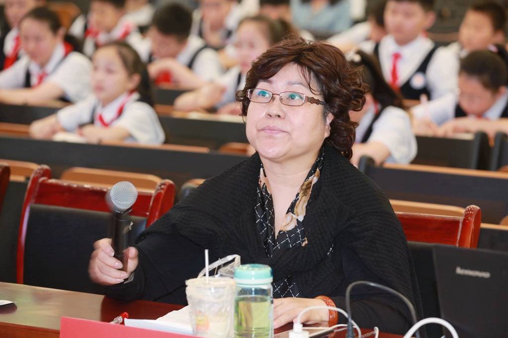 传媒陕西 西安市新城区举办首届中小学“中华经典诵写讲”诗词大会