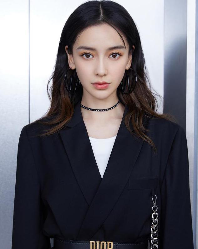 嫩模|Angelababy的混血感是不是变弱了？嫩模时期的她也太惊艳了吧！