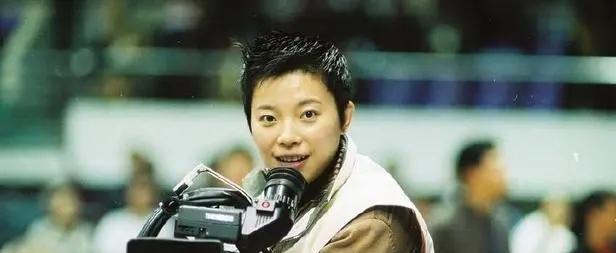 楊影|楊影，世界乒乓球節(jié)目主持人為何輸給高菡？網(wǎng)友：擺短，拉，好球