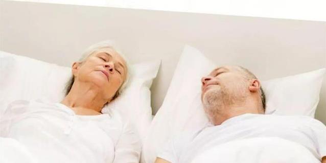 衰老|不论男女，55—65岁是养寿期，医生提醒：弃4习、坚持做4事