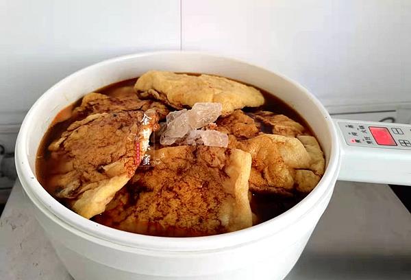 养花小娇娘 这道菜可香了，食材放锅里一煮一泡，大块吃着过瘾，鲜美爆汁