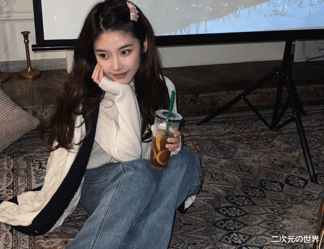 胡文婕|半藏森林急了，为吸眼球狂晒18张图，却还被群嘲不如井川里予