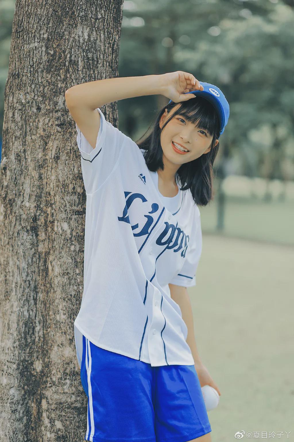 海带|少女约拍：《棒球少女》