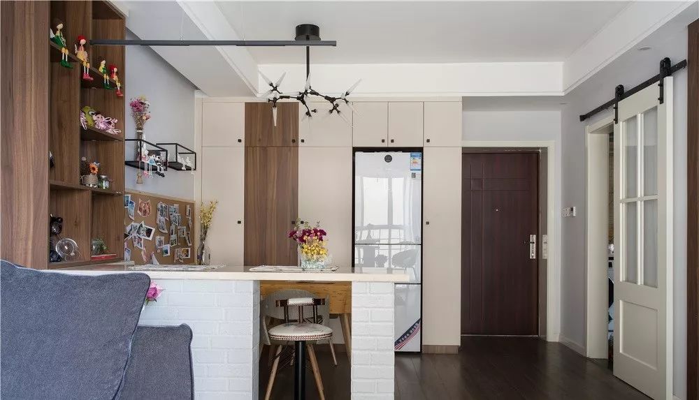 形式主义|还想着砌墙?这才是隔断的正确打开方式,巧妙分区让你家空间翻倍!