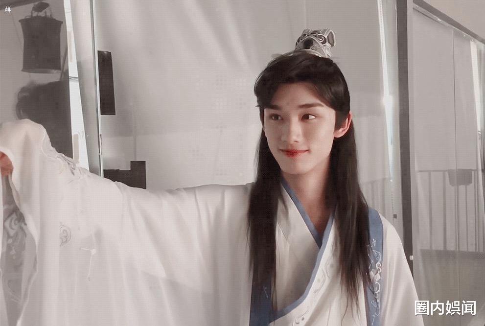 丁程鑫|继丁程鑫后，《天官赐福》另一主演曝光，网友直言：有救了！