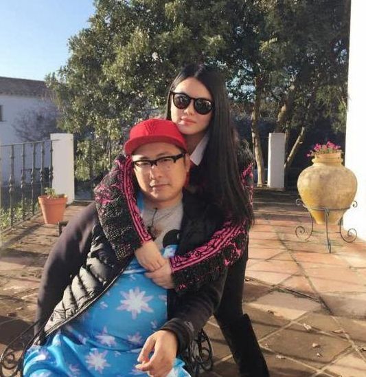 鹿晗|李湘绯闻对象曝光？男方身材硬朗状态佳，样貌不输王岳伦