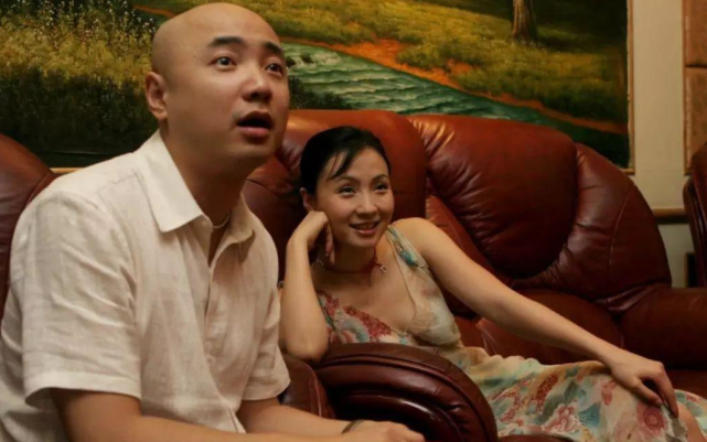 陶虹|网曝陶虹三亚被车撞，身体肿了脖子不能动，徐峥和孩子在医院陪伴