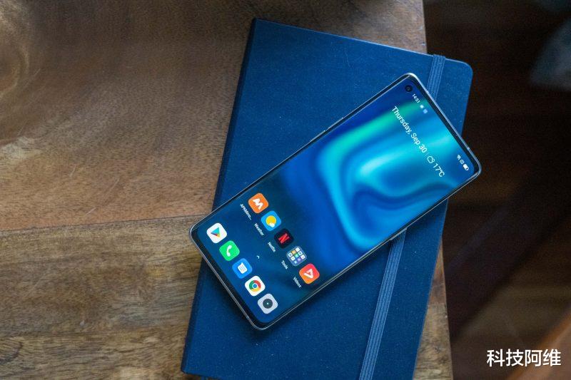 realme|发布三个月跌至2799元，5000万+65W闪充，曲面屏旗舰重回首发价